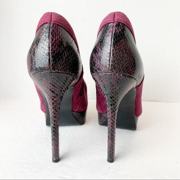 Bandolino Purple Suede Platform Bootie SZ 5.5 - Picture 2 of 8